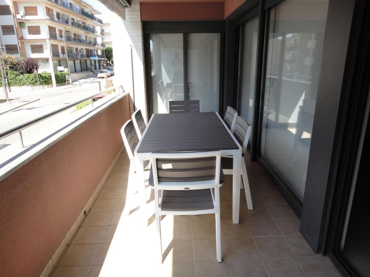 Apartaments Lamoga- Spai Torredembarra Bagian luar foto