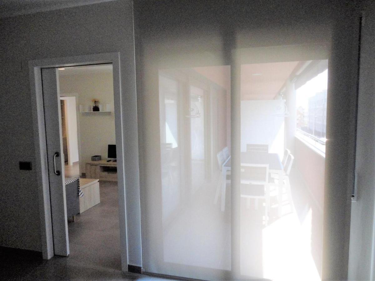 Apartaments Lamoga- Spai Torredembarra Bagian luar foto