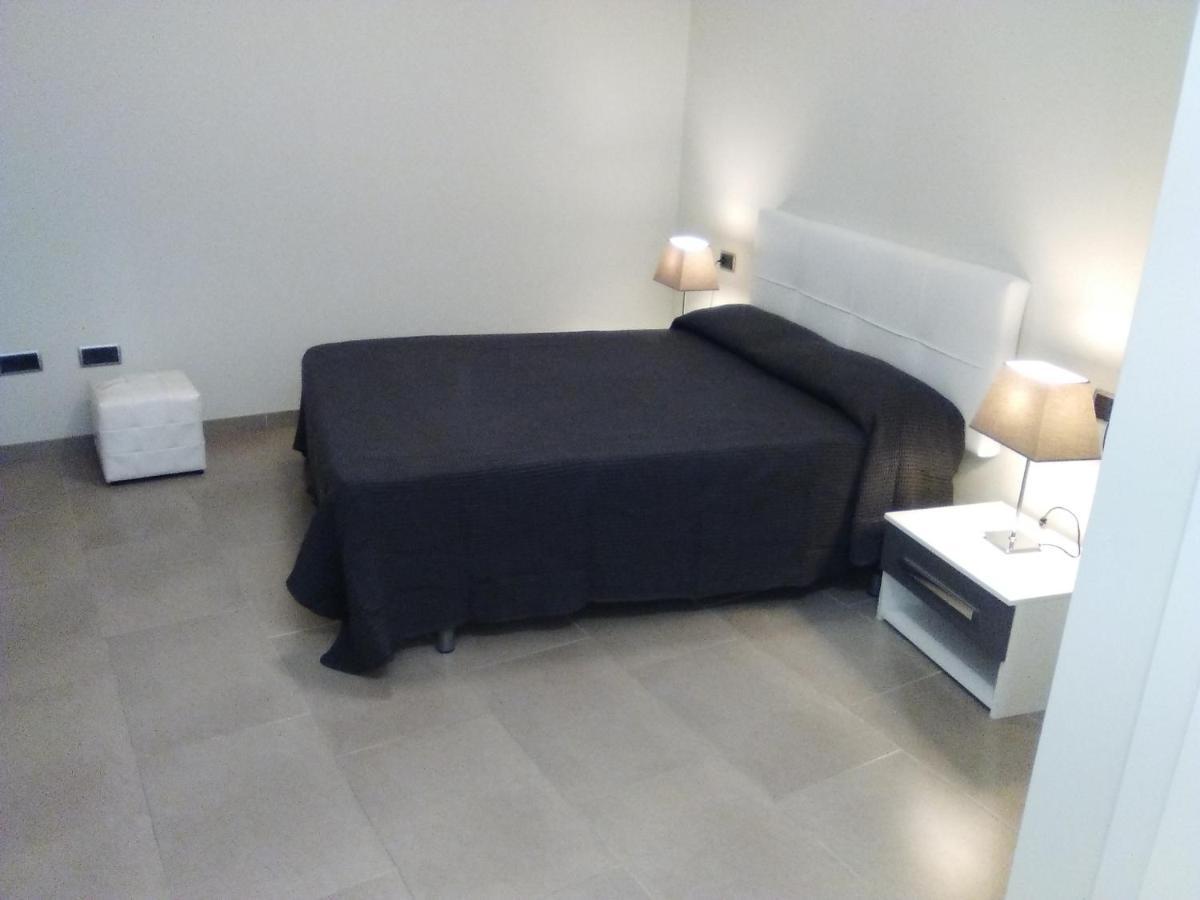 Apartaments Lamoga- Spai Torredembarra Bagian luar foto