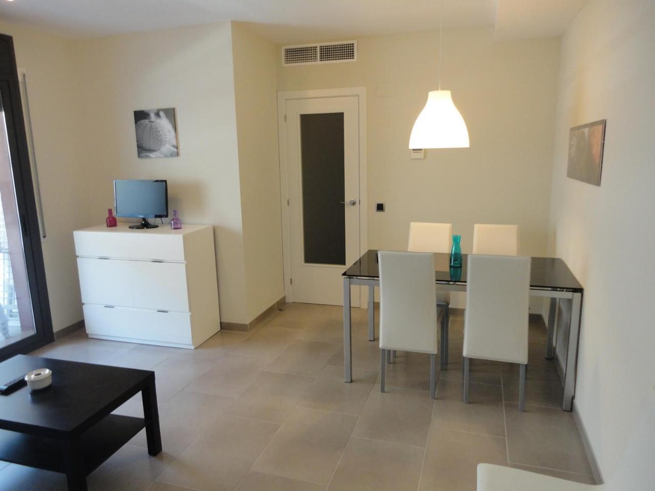 Apartaments Lamoga- Spai Torredembarra Bagian luar foto